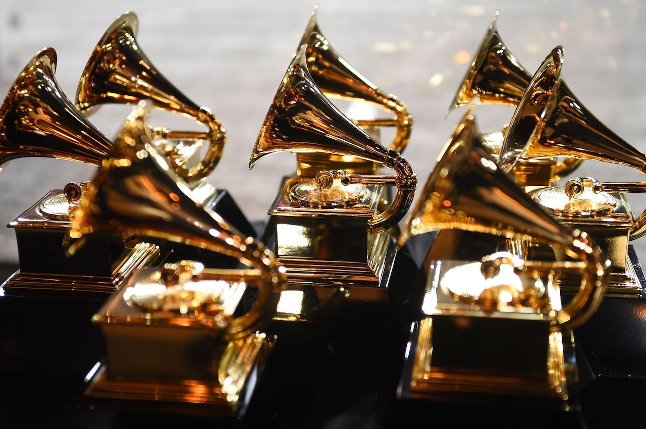 Грэмми премия артистгода лучшаяпесня музыкант песня номинация 2022