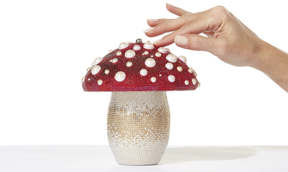 Кэти Перри создала сумку-гриб совместно с дизайнером Джудит Лейбер