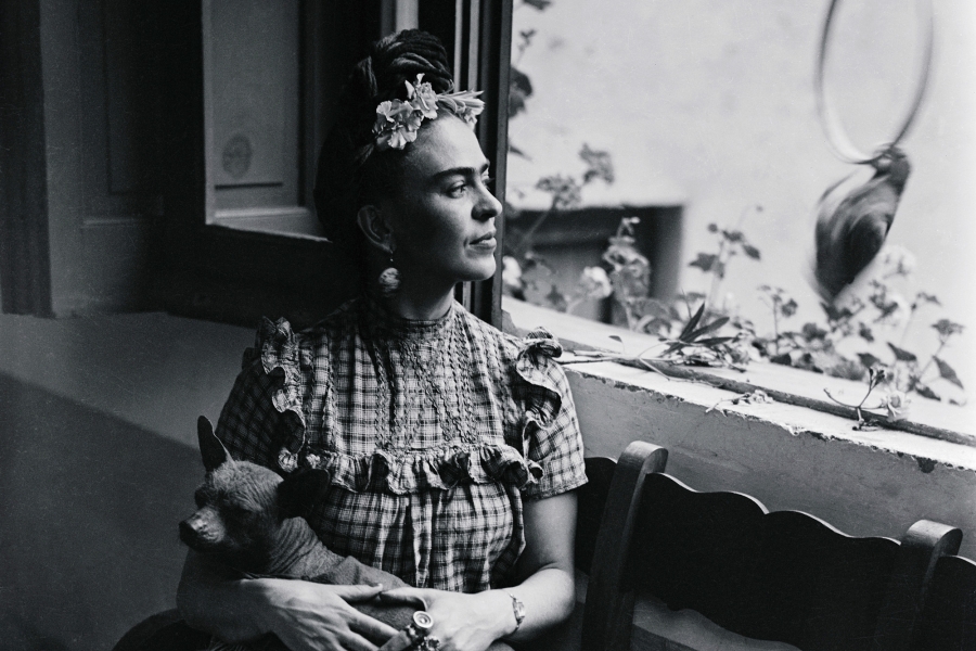 Почему женщины фотографировали Фриду Кало так, как никто другой